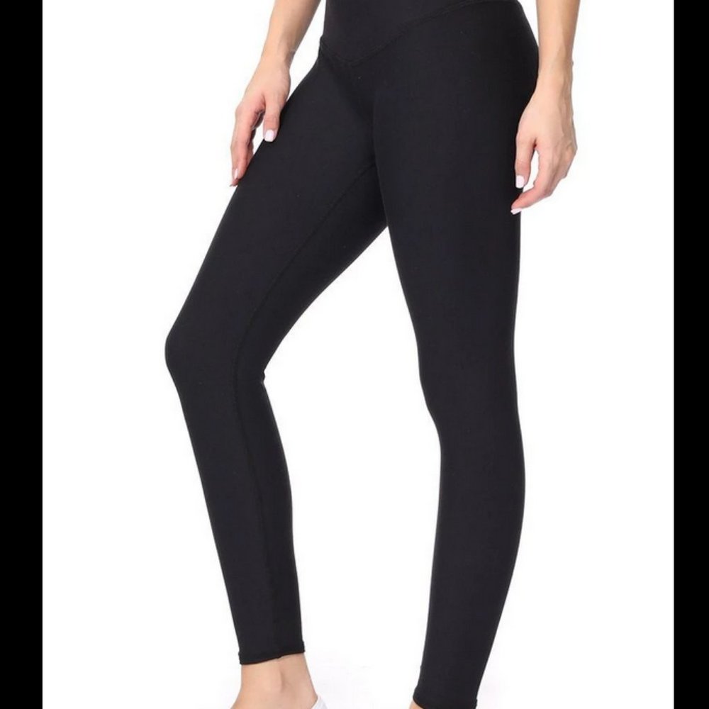 Champion Authentic Plain Black Leggings with Zipper on bottom in Small